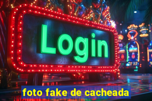 foto fake de cacheada